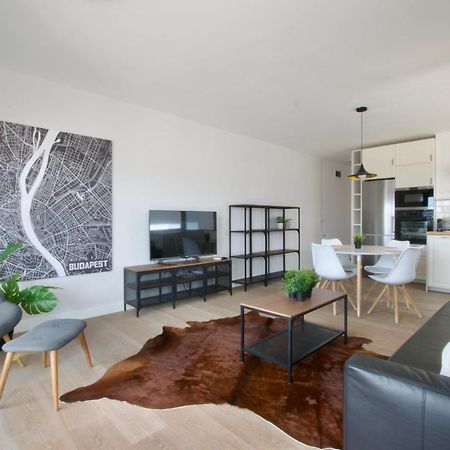 Penthouse Apartment By Hi5 -At The Top Of Budapest Luaran gambar