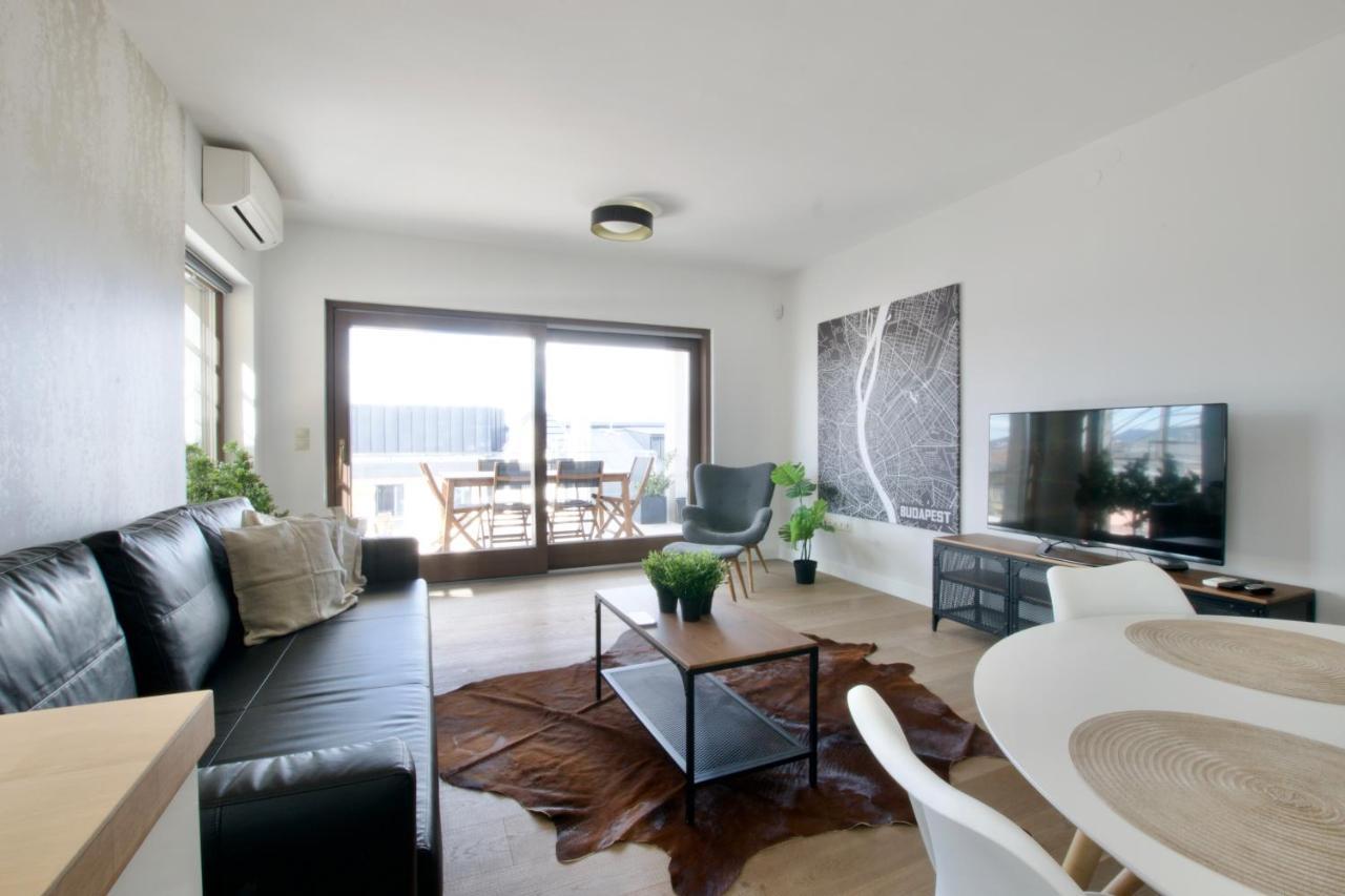 Penthouse Apartment By Hi5 -At The Top Of Budapest Luaran gambar