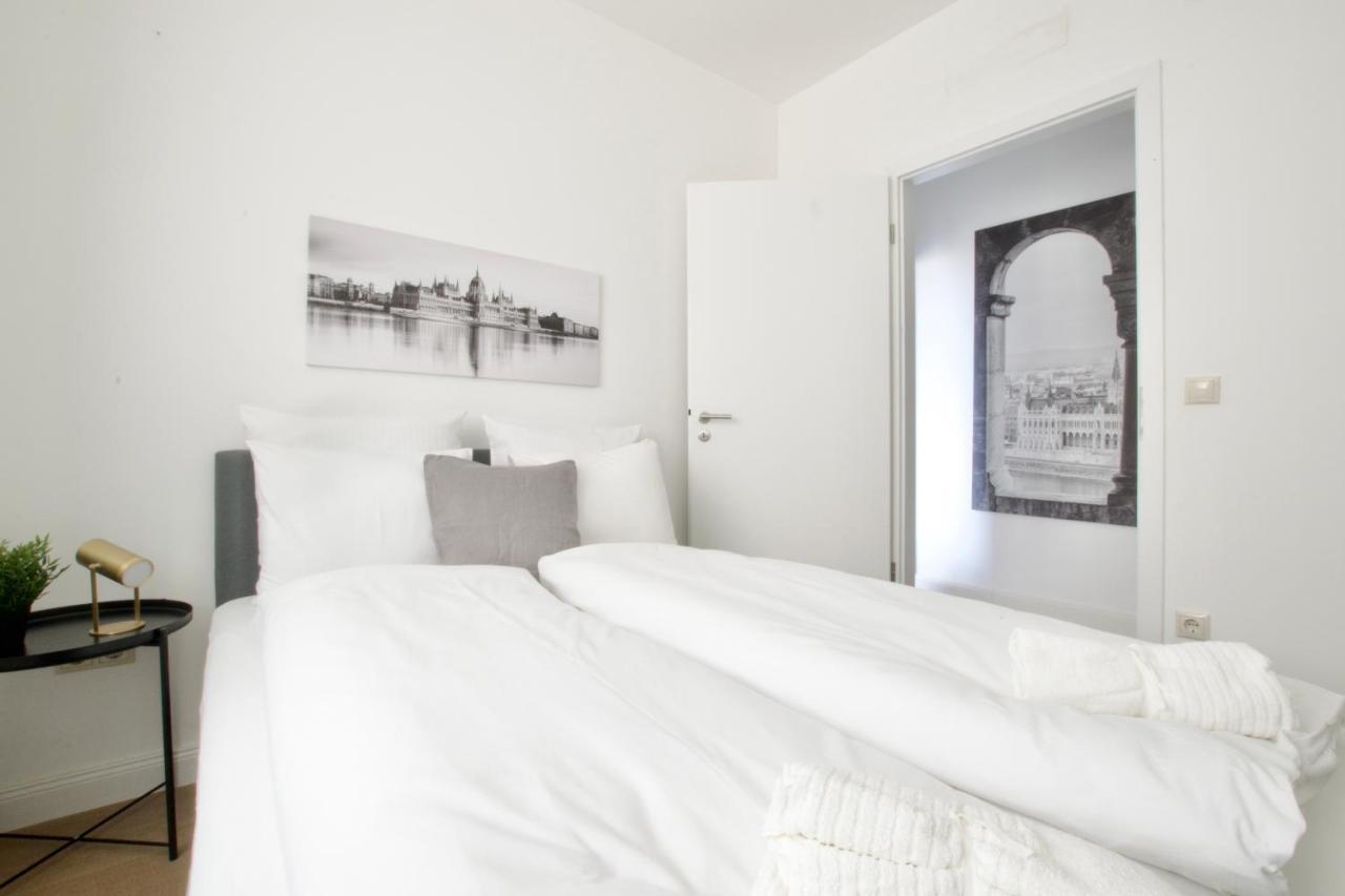 Penthouse Apartment By Hi5 -At The Top Of Budapest Luaran gambar